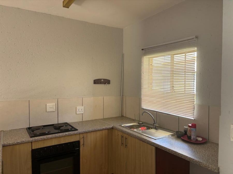 2 Bedroom Property for Sale in Waterval East North West